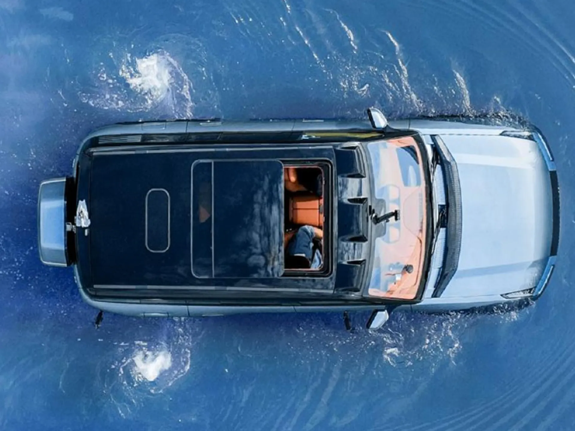 Meet the Yangwang U8: A Luxury Hybrid SUV with Unmatched Power and Amphibious Capabilities